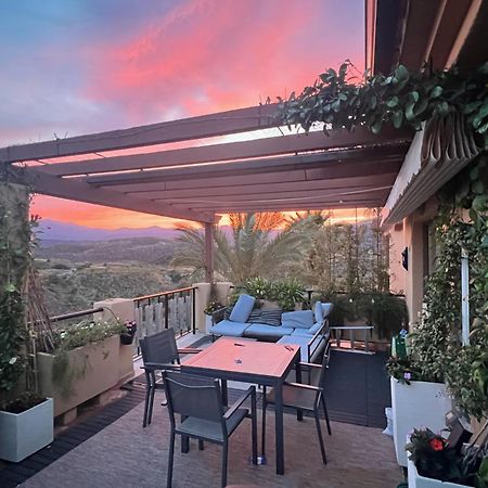 Quartiers Marbella Penthouse In Hacienda Cifuentes Benahavis Appartement Estepona Buitenkant foto