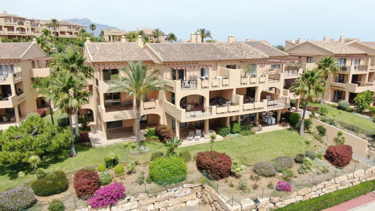 Quartiers Marbella Penthouse In Hacienda Cifuentes Benahavis Appartement Estepona Buitenkant foto